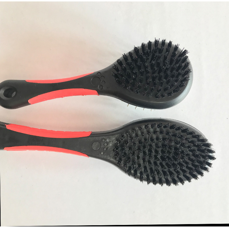 Pet double-sided massage comb, cat and dog beauty brush, needle comb, daily care, fluffy and open knots Application Scenario