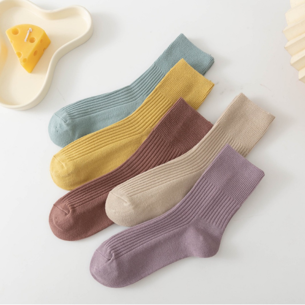 Nuevo estilo calcetines mujer anti-olor calcetines de algodón mujer medium tube otoño invierno doble aguja medium calcetines luna caliente algodón al por mayor Specification image