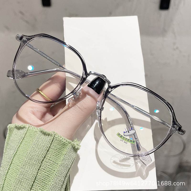 Cold Brown Near-Vision Frame Female Tiktok Tr90 Plain Can Be Matched With Degree Lens Anti-Blue Glasses 2180 Application Scenario