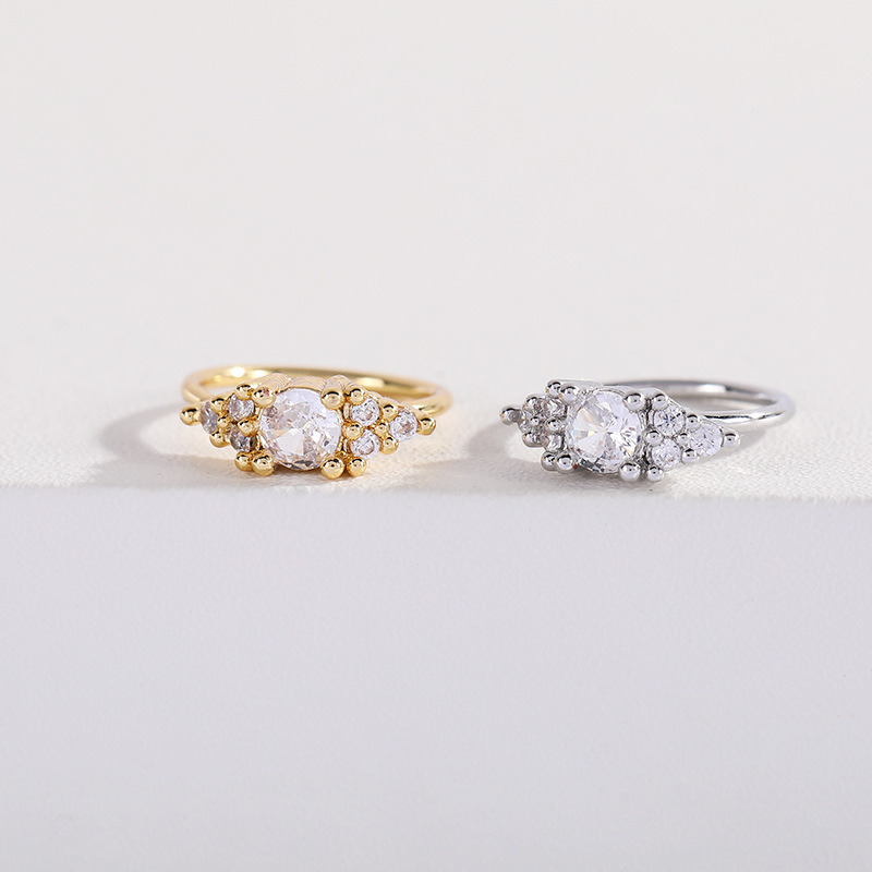 Personality Simple Diamond Diamond White Stone Nose Ring Niche Design Sense Metal Nose Accessories With Temperament Fashion Accessories Application Scenario
