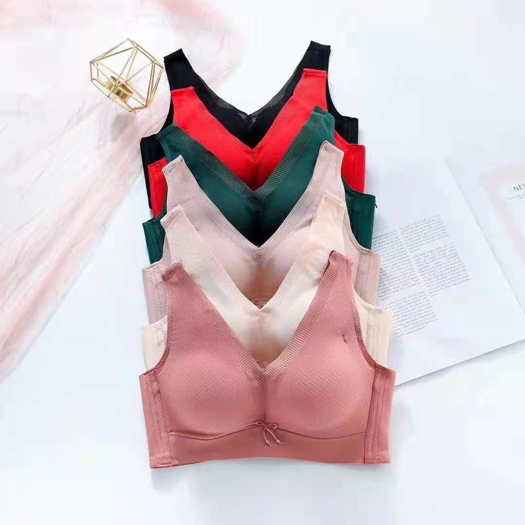 Cross-border export Q-elastic and skin-friendly cotton mid-thick vest bra with double shoulder straps and four-row buttons for women