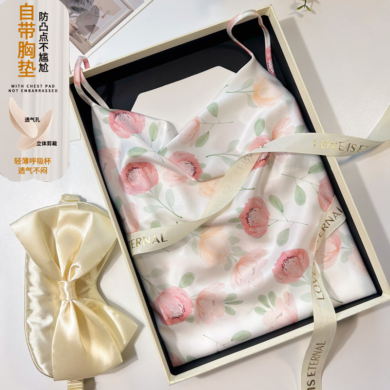 Women's summer ice silk halter dress with chest cushion, women's thin pajamas, spring and summer sexy, summer home wear Specification image