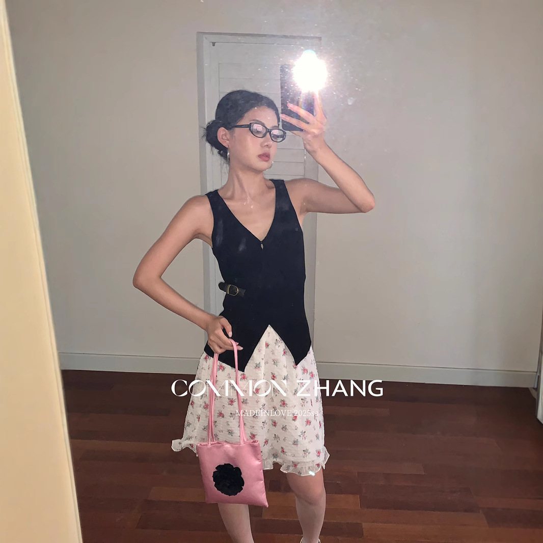 CZ ZHANG Summer Korean-style fashionable commuter striped concealed buckle belt cardigan V-neck vest sweater for women B25115 details Picture