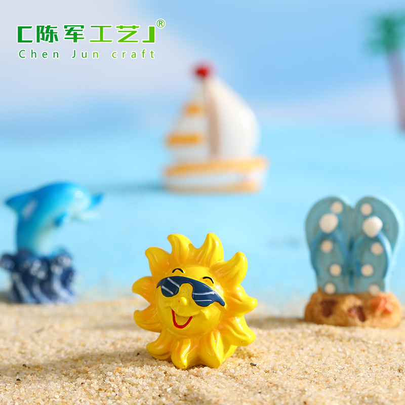 Micro-landscape design, surfboard, sailboat, seashells, seabirds, decorative accessories, ocean, beach and seaside series of small ornaments Application Scenario