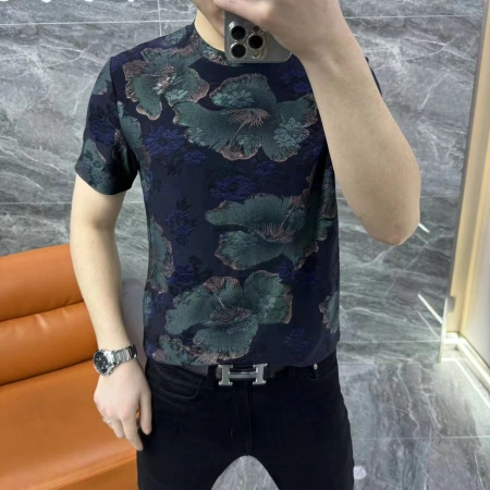 The 5088 summer new men's soft, elastic, breathable three-dimensional floral short-sleeved shirt exudes a sense of sophistication, is casual and versatile, and is fashionable and trendy The 5088 summer new men's soft, elastic, breathable three-dimensional floral short-sleeved shirt exudes a sense of sophistication, is casual and versatile, and is fashionable and trendy
