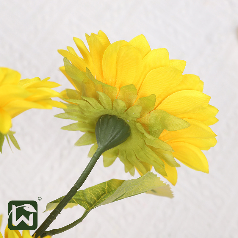 High-end light luxury single-piece simulated sunflower living room, home, outdoor decoration props, sunflower decorative flower arrangements and bouquets Specification image