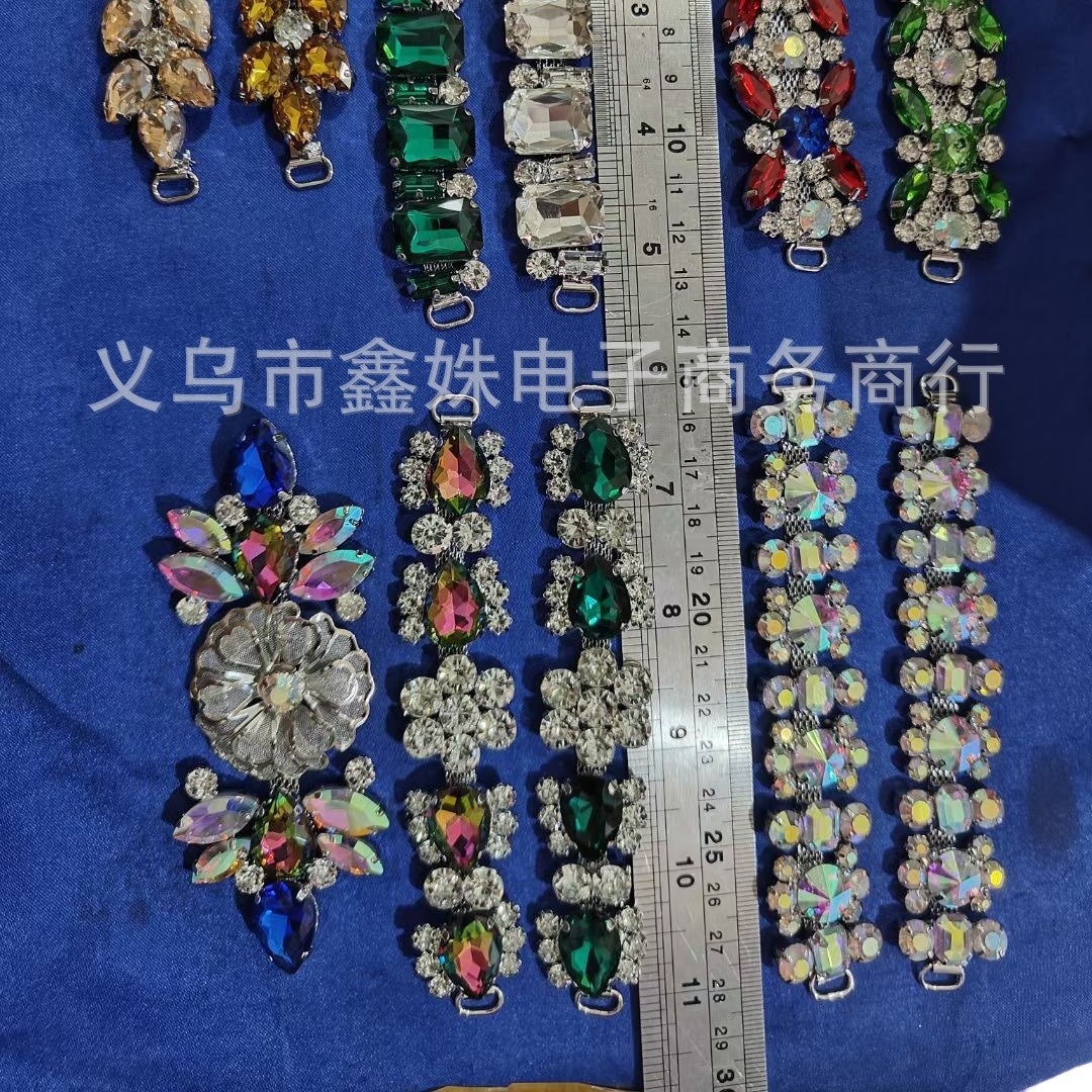 The new DIY accessory double-hole decorative chain exudes a sense of high-end decoration Item Picture