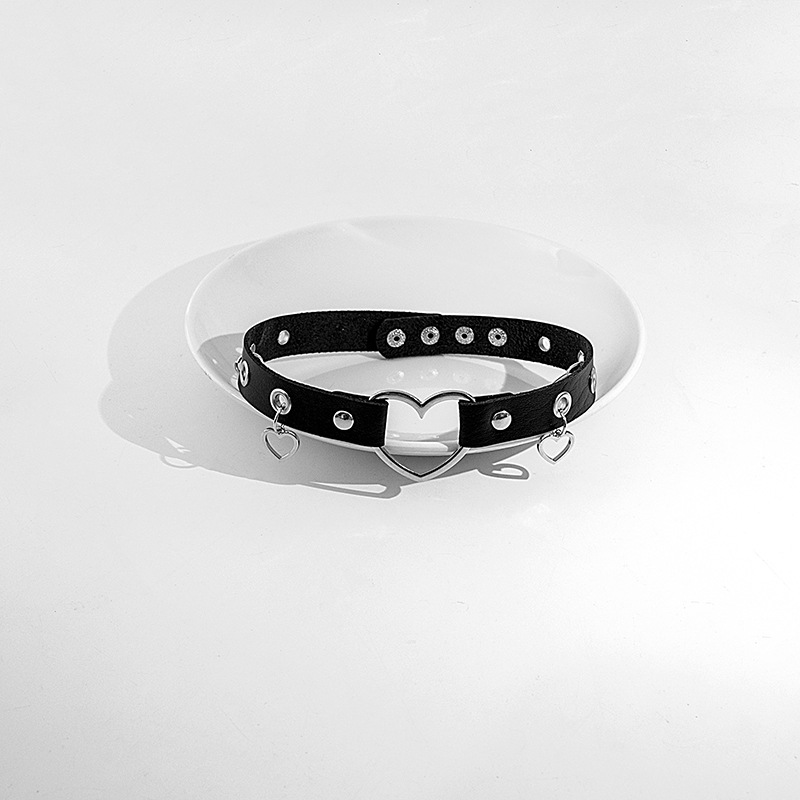 حلقة العنق القوطية الحلزونية السوداء Specification image