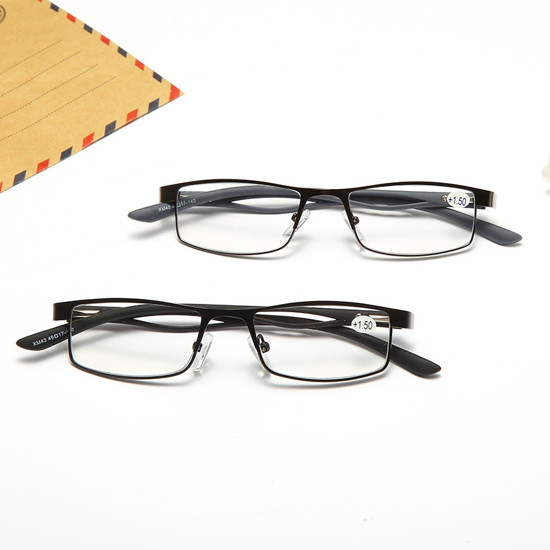 New square-shaped men's glasses for the elderly, fashionable reading glasses for the elderly, metal-framed light glasses details Picture