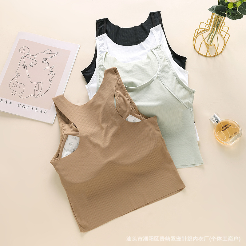 A vest-style cup bra is a perfect summer outerwear for women with a bra pad and no steel rings. It is a versatile and slimming base layer for yoga details Picture