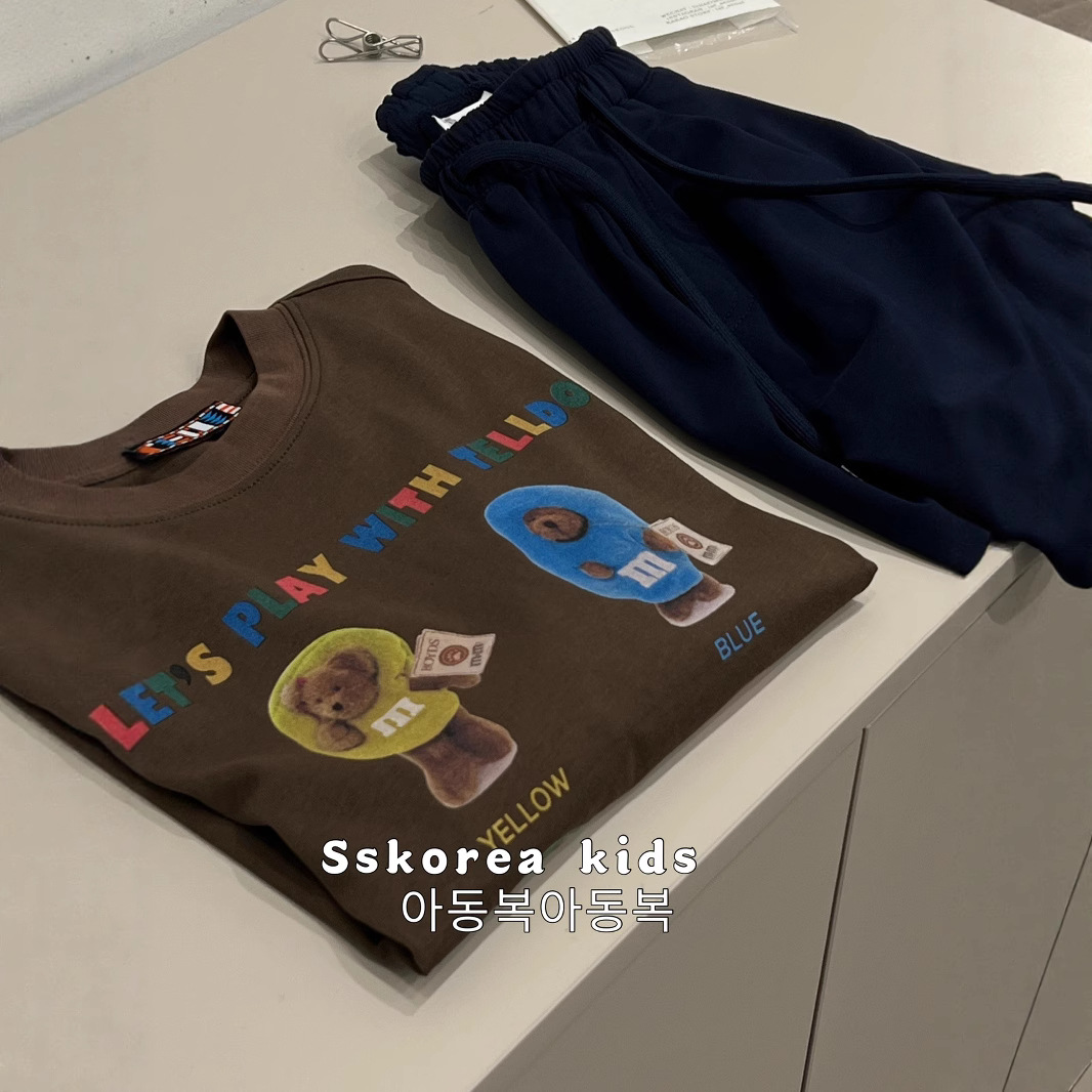 Stylish children's clothing for boys, short-sleeved T-shirts, 2024 summer new style for small and medium-sized children, half-sleeved loose Korean-style tops, trendy Application Scenario