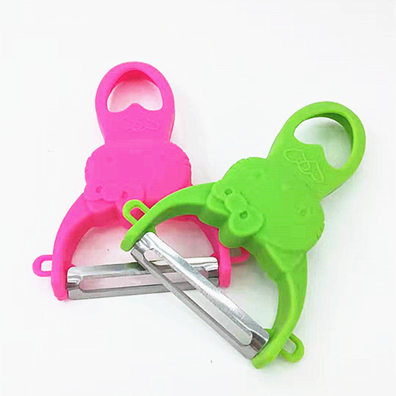 Manufacturers direct plastic peel knife peel knife fruit planer one dollar shop goods