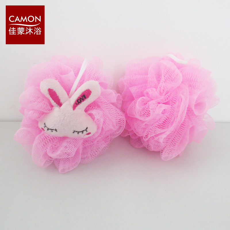Wholesale of cartoon embroidered animal head bath balls, children's linen bath wipes, baby sponges, bath scrubs and bath wipes Application Scenario