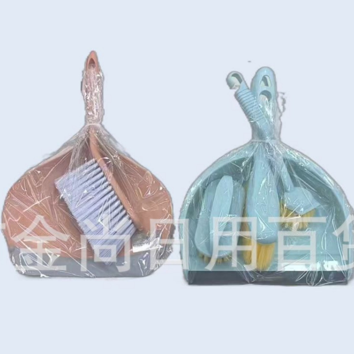 Desktop cleaning tools, computer brush set, dust sweeping set, dustpan cover brush, plastic cleaning brush with dustpan Specification image