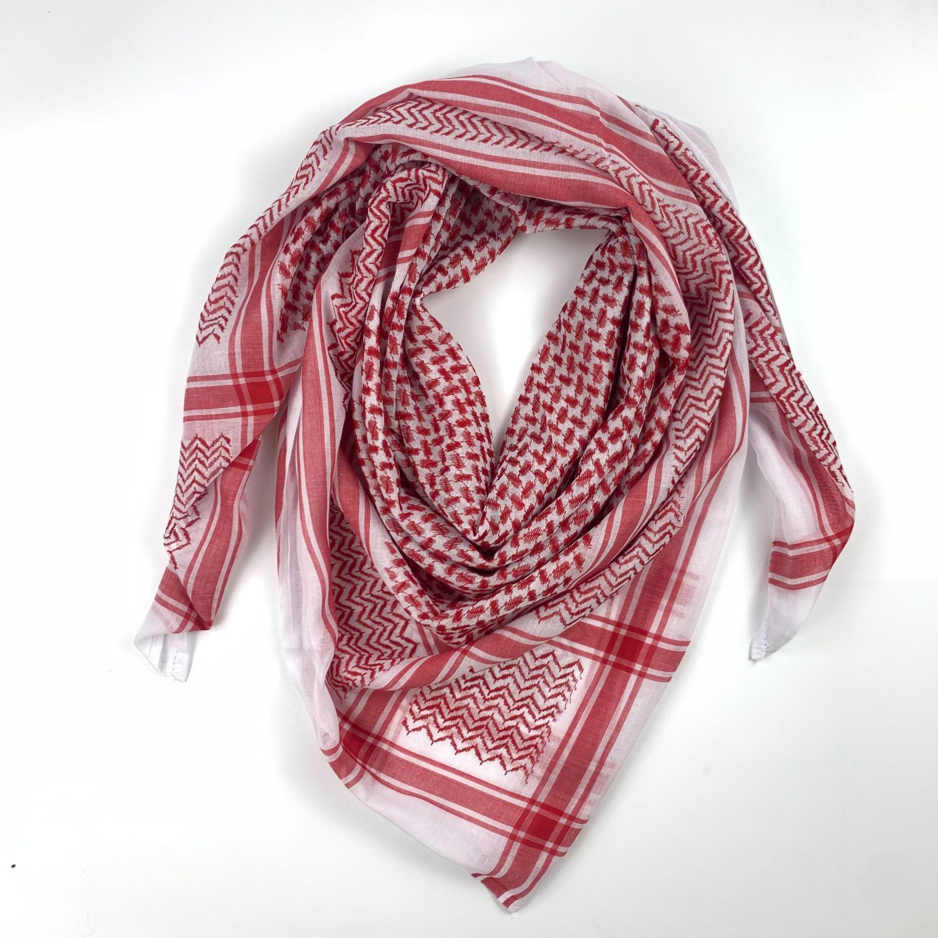 Arab Turban Jacquard Arabic Square Male Dubai Middle East Muslim Saudi Cross-Border Wholesale Factory Direct Sales Application Scenario