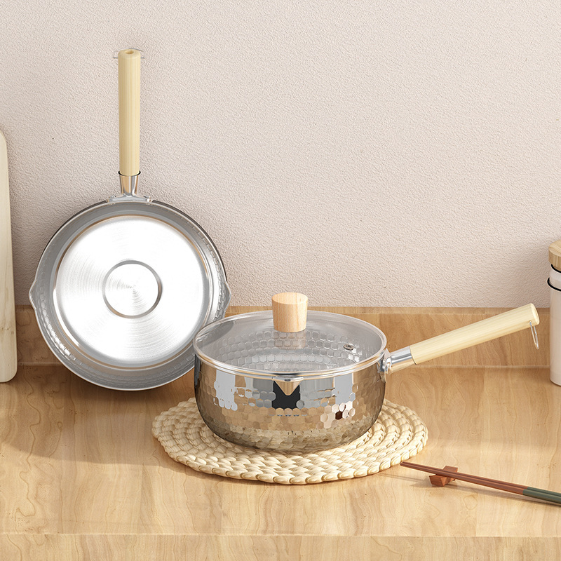 Japanese Wooden Handle Small Milk Pot Baby Baby Home Food Pot Stainless Steel Snow Pan Foam Fabric Hammer Pattern Stockpot Specification drawing