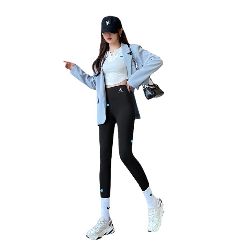 Lambskin shark skin leggings for women's outerwear in autumn and winter, thickened and fleece shark pants, high-waisted stretch Barbie yoga pants Item Picture