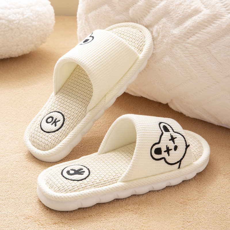 Linen slippers with a feeling of stepping on feces, anti-slip for women, indoor home, cotton and linen fabric, black home slippers for couples, winter Application Scenario