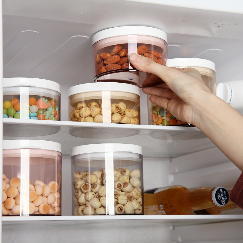 Wholesale transparent plastic circular sealed cans, food cans, large-capacity kitchen storage cans, dried fruit and snack storage cans Application Scenario