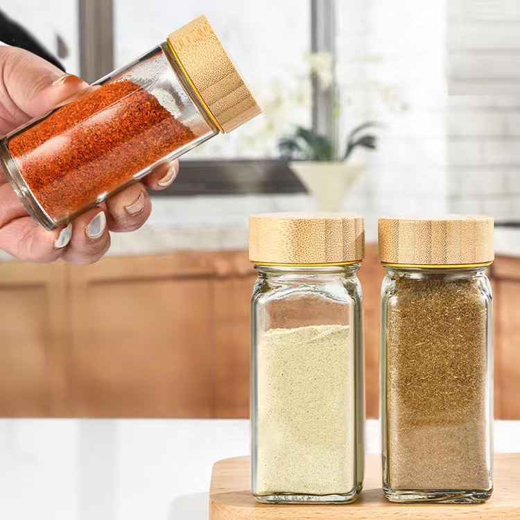 Square Seasoning Bottle Kitchen Supplies Chili Cumin Seasoning Box Dispenser Bottle Barbecue Seasoning Pot Can Be Printed Application Scenario