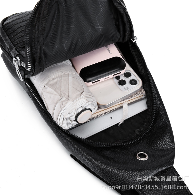 2023 New Men's Crocodile Chest Bag Trend Fashion Casual Crossbody Bag Pu Sport All Match Lightweight Chest Bag Item Picture