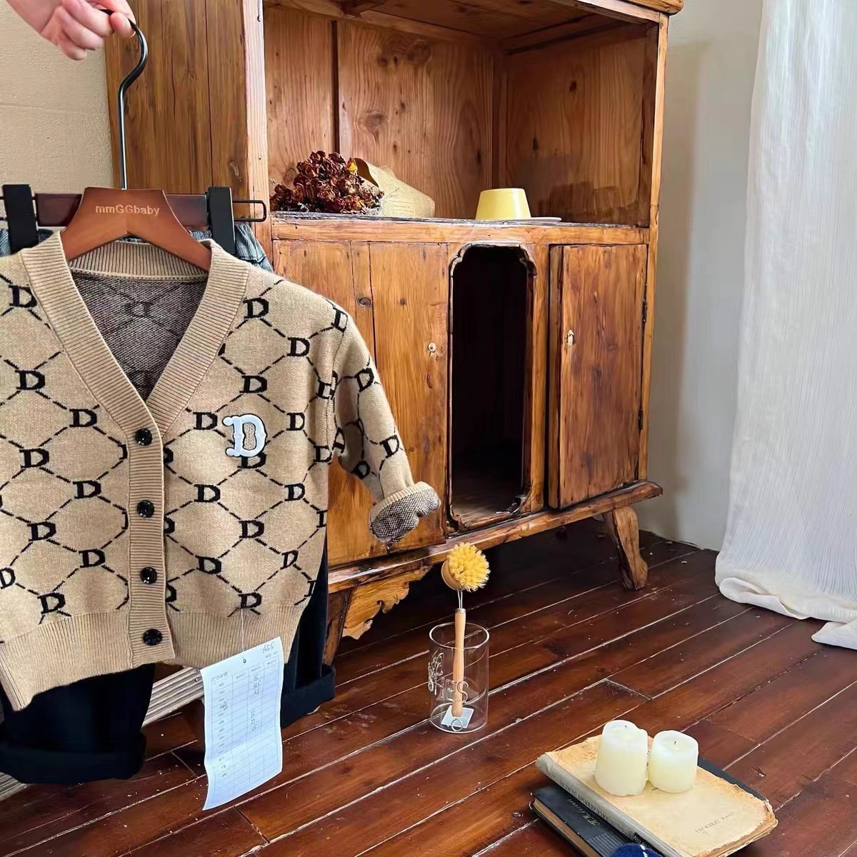 New children's sweater coat, a classic cardigan from a trendy brand, with embroidered letters and full jacquard printing, exclusively for cross-border use by boys and girls details Picture