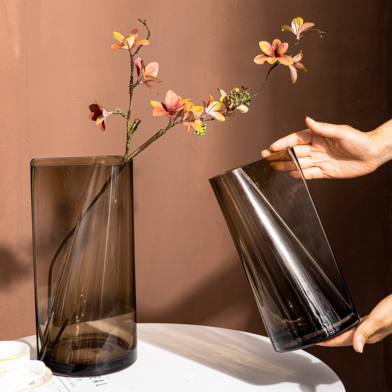 European-style new nurse-patterned vase, transparent hydroponic flower arrangement, colored glass vase, dried flower vase, living room decoration in three colors details Picture