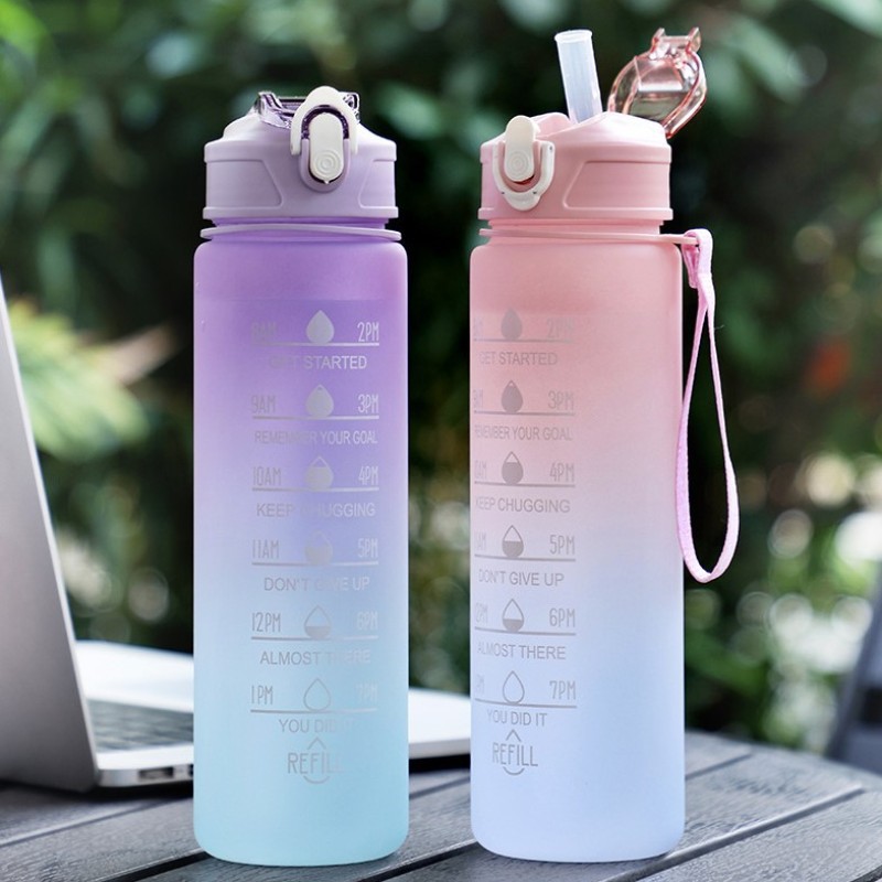 كأس ماء محمَّل بالتغير عبر الحدود، كأس من البلاستيك قابل للحمل 900ML، كوب متوسط محمول لمصاصة