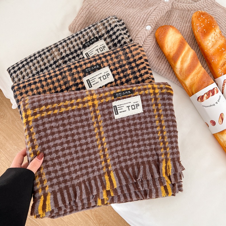 Autumn And Winter Clash Thousand Birds Chequered Scarf Soft And Comfortable Warm Lovers Neck Retro Long Cape Men And Women details Picture