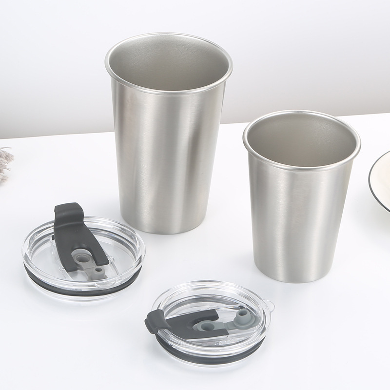 Best-selling cross-border stainless steel cups with straws, large-capacity cups wholesale, portable coffee cups with high appearance standards, creative straws Application Scenario