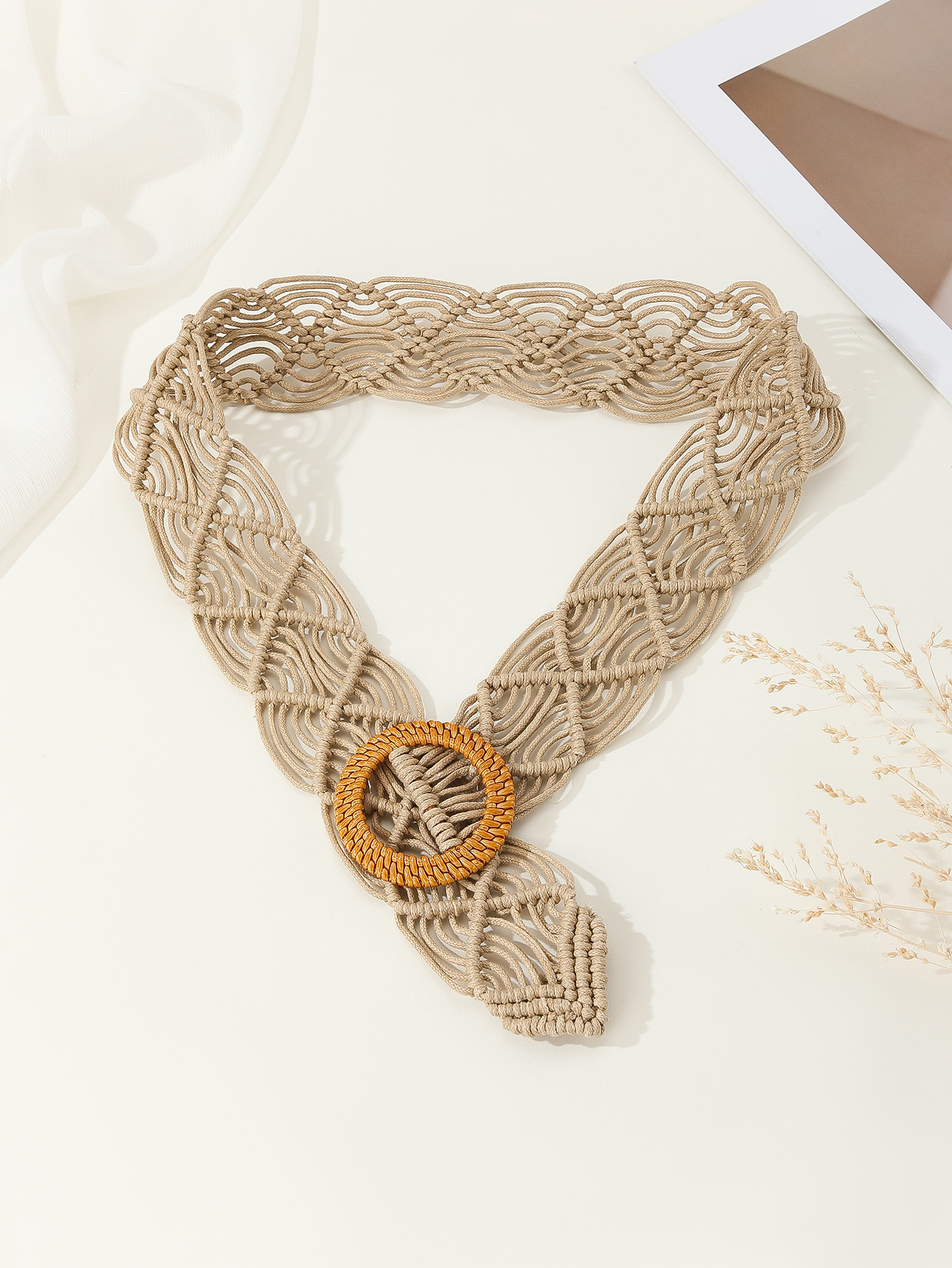 Ladies Boho Retro Ethnic Style Braided Belt With Wood Buckle Wood Beaded Wax Rope Hand Woven Knotted Belt Women details Picture