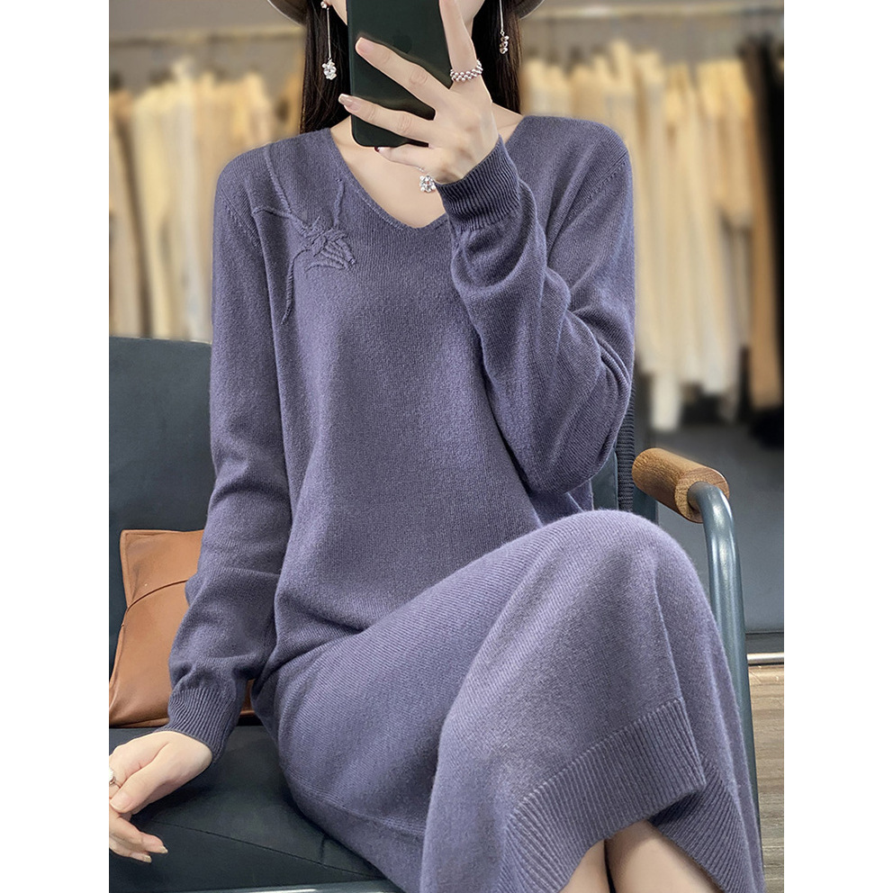 Vestido bordado cuello en V otoño invierno nuevo temperamento elegante largo color sólido holgado tamaño grande legging cross border jersey falda Specification image