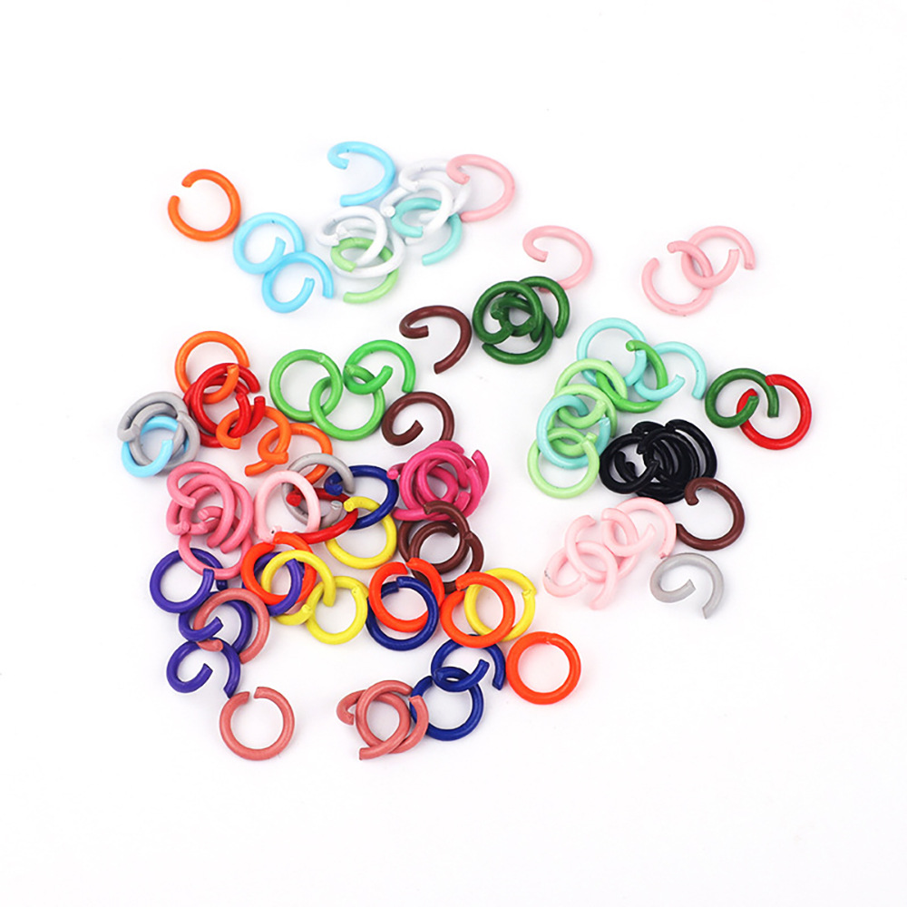 Colorful lacquered keychain, macaron-colored open ring, iron ring that can be opened for diy connection, metal ring accessory Application Scenario