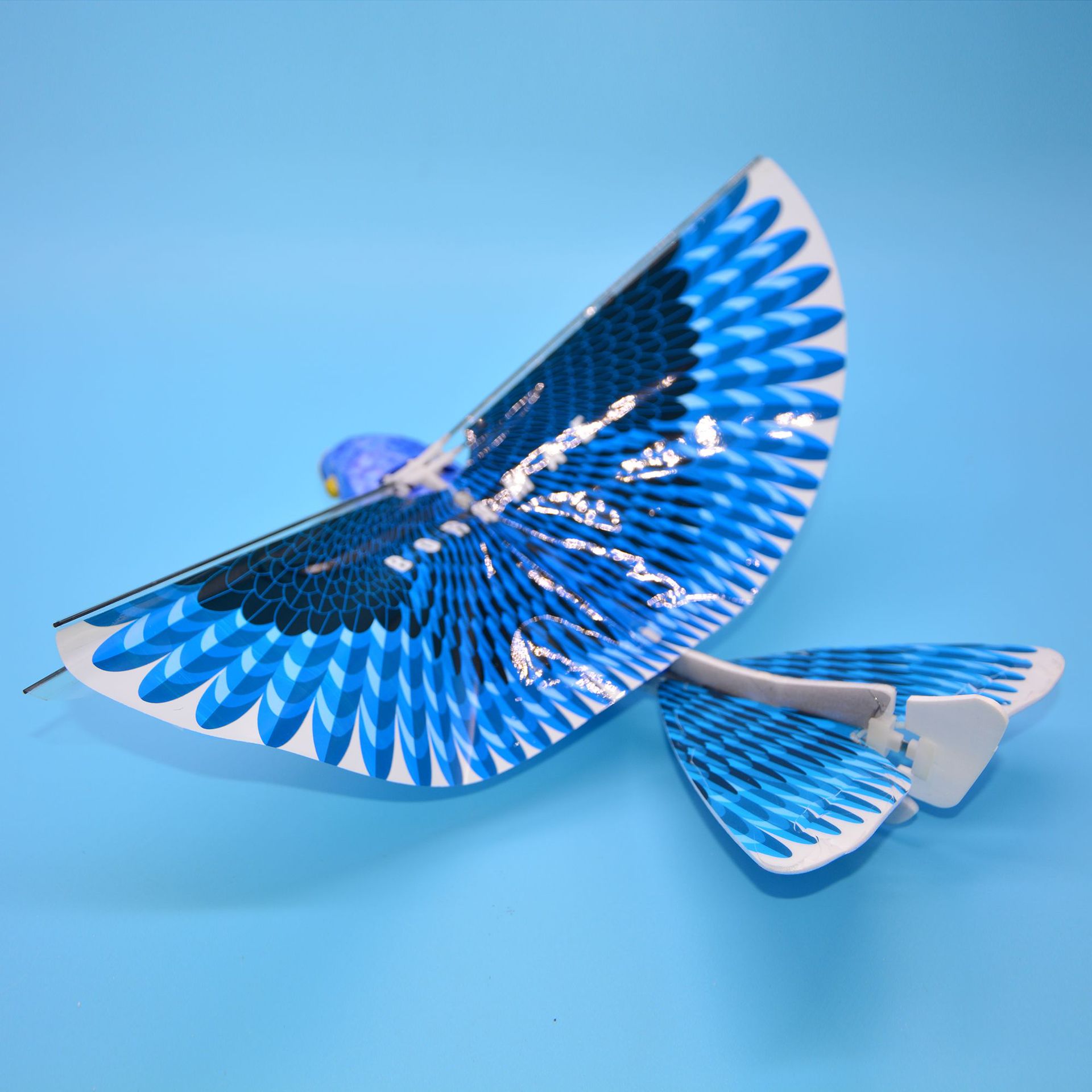 Electric flapping aircraft free flight simulation bionic bird model aircraft STEM science laboratory Lu Ban Bird Application Scenario