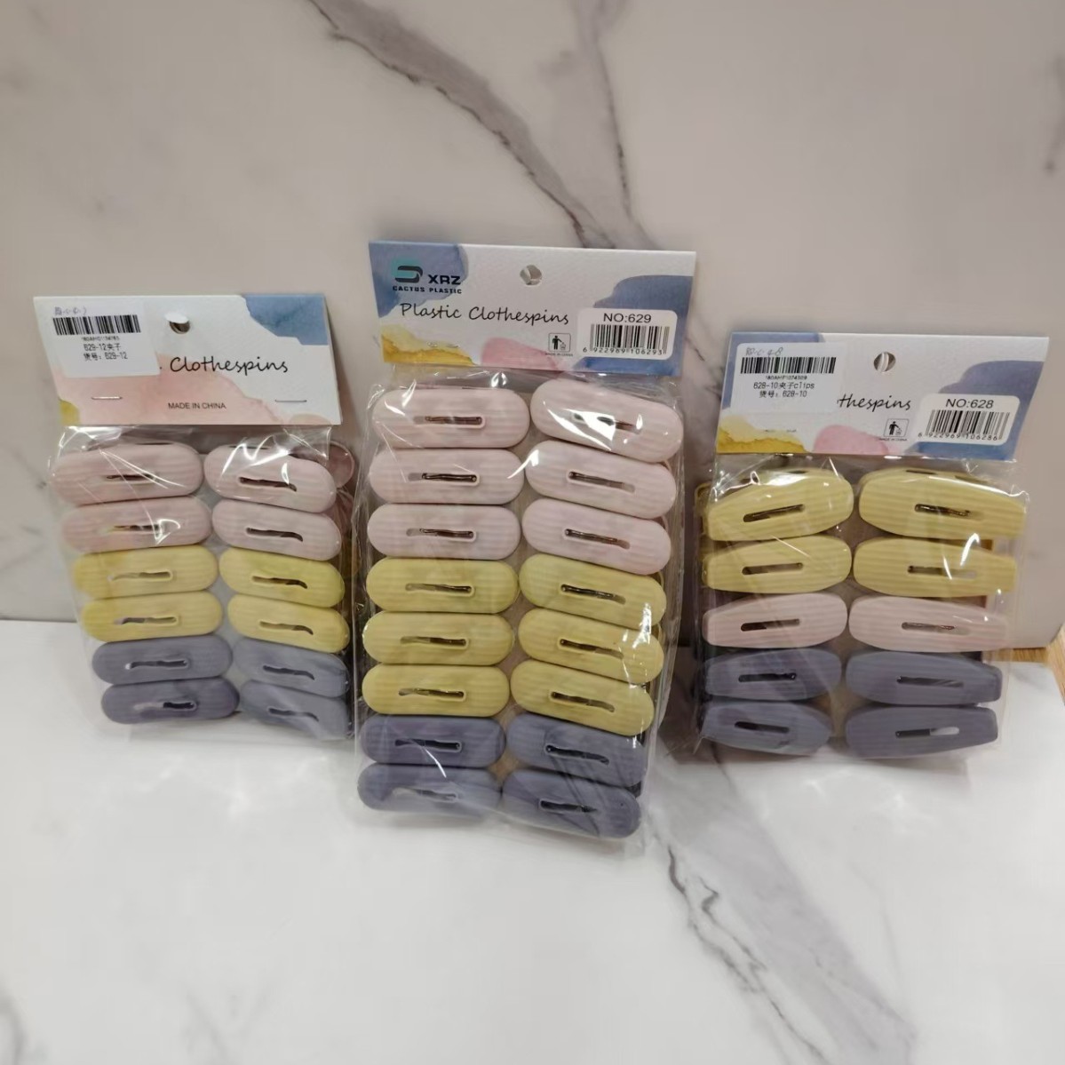 Wholesale factory direct sales of windproof clips, clothes drying clips, sock clips, plastic clothes drying clips, and fixed clips Application Scenario