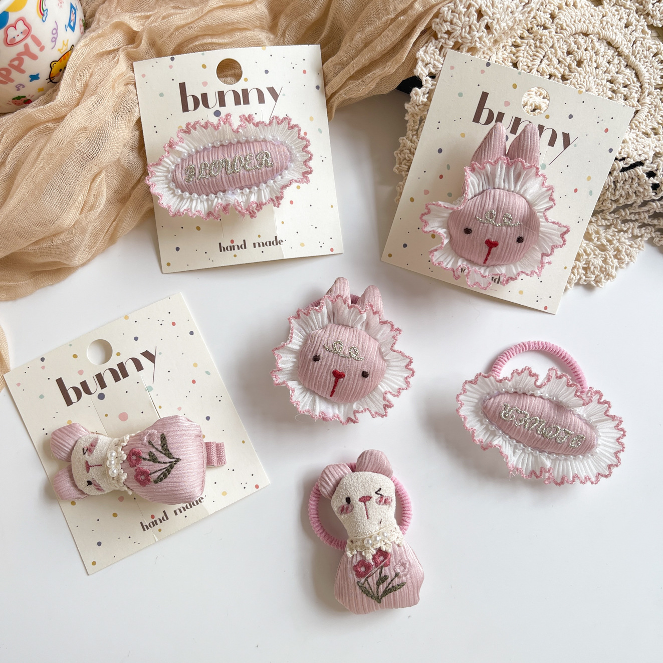Spring 2025 Pink cartoon rabbit hairpins, lace pearl children's hair bands, sweet girl hairpins, embroidered hair ties Application Scenario