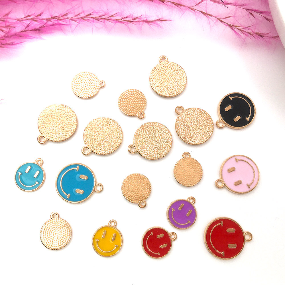 1 Korean-style diy jewelry accessory, oil-dripping alloy small pendant, bracelet, necklace, headpiece, oil-dripping cute smiling face details Picture