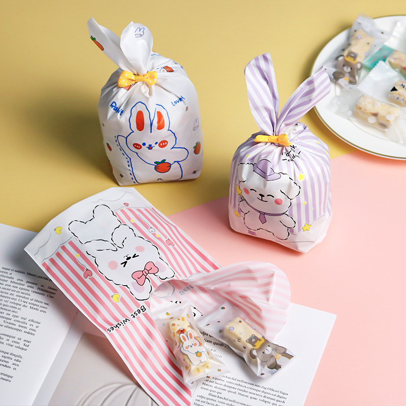 Cartoon Cute Bunny Ears Packaging Gift Bag Biscuit Nougat Fruit Candy Snow Crisp Baking Bag Application Scenario