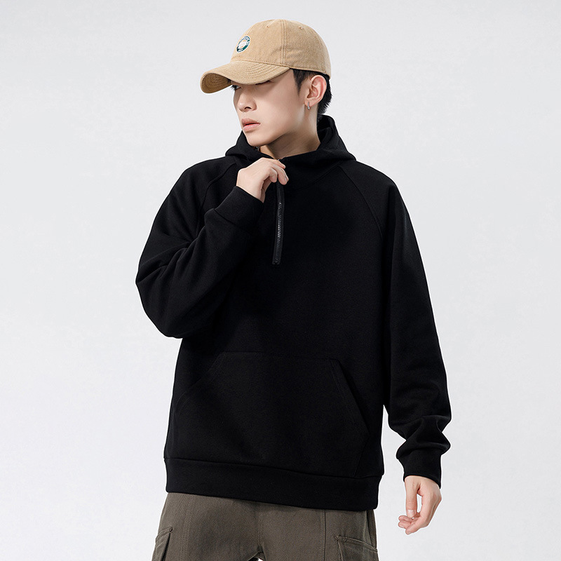 Kunhai Pengyun, a Japanese men's clothing brand, has launched a new hooded sweatshirt for men's autumn and winter couples. The half-zipper men's jacket is a trendy choice Specification image
