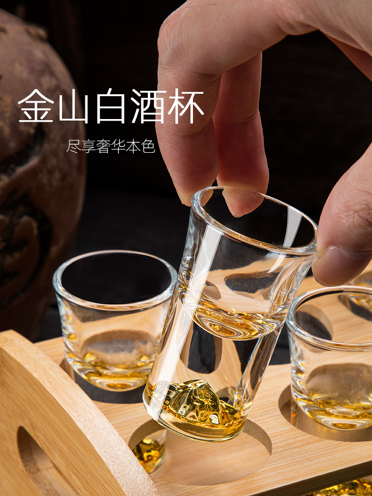 Household Chinese-style gold foil liquor cups, wine POTS, high-end wine sets, crystal glass one-mouth cups, gold-edge spirits cup sets Specification image