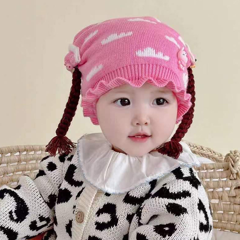 Bena Bear's new knitted caps, baby caps, warm baby caps, children's caps, and small braids details Picture