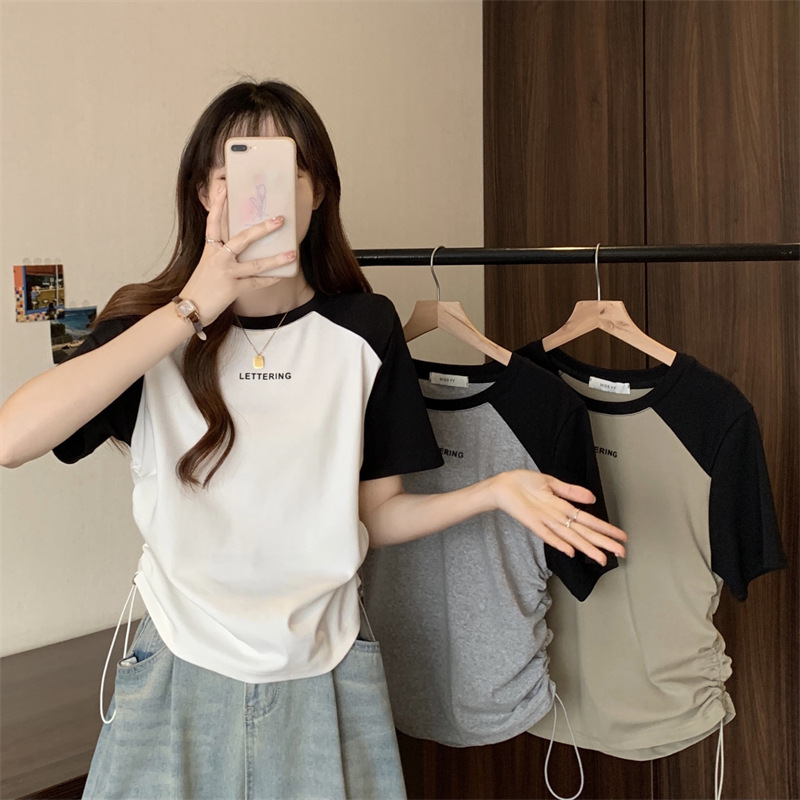 Short-sleeved T-shirt for women, summer printed letter base layer, large size slimming, casual shoulder contrasting color drawstring top for outerwear Application Scenario