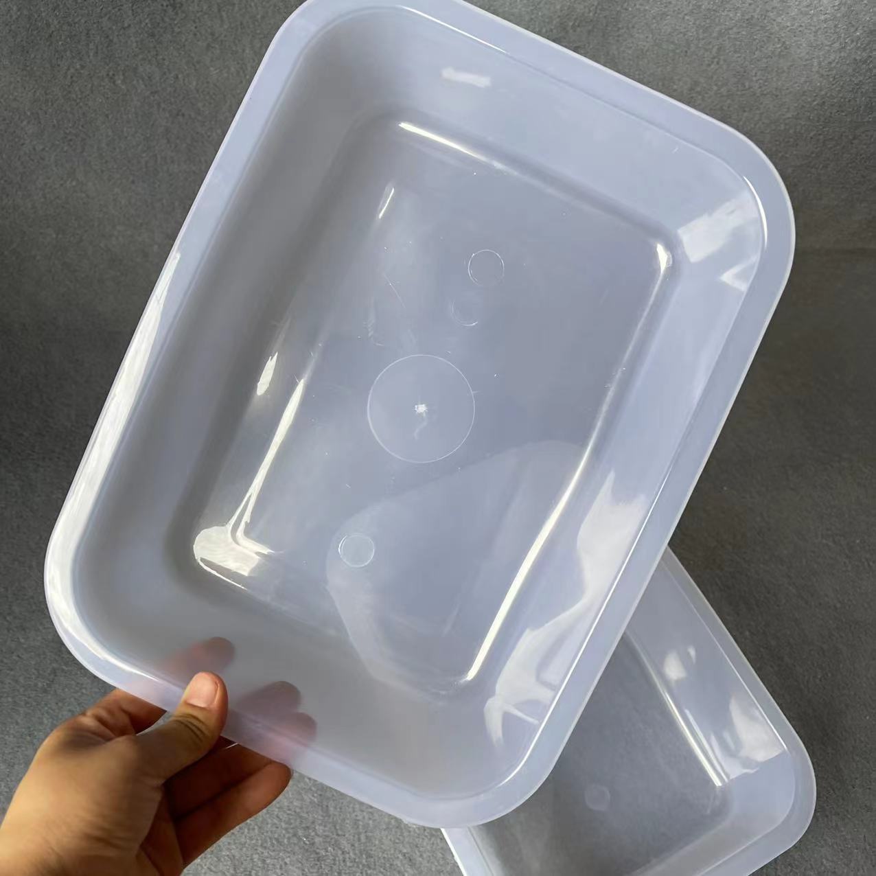 【 Office 】 Pu Zhong White Square box 300 yuan per box, medium-sized plastic white box, square basket, draining basket, seafood basket, breakfast fast food storage basket, exposed basket, wholesale 1 yuan 2 yuan Specification image
