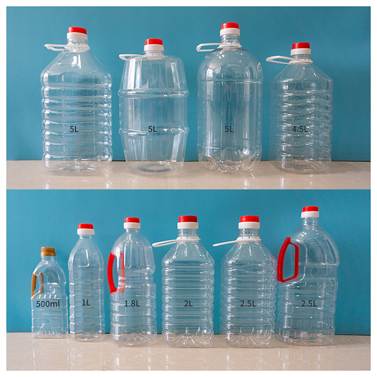 We have a wide range of specifications of salad oil drums, PET edible oil jugs, oil bottles, plastic drums and bulk liquor drums in stock details Picture