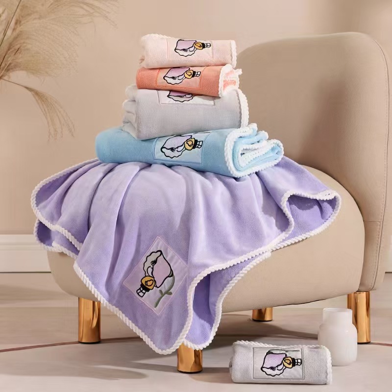 Household coral fleece bath towels, adult bath towels, face wash thickened striped bath towels, wrapped bath towels, cross-border towels, bath towels details Picture
