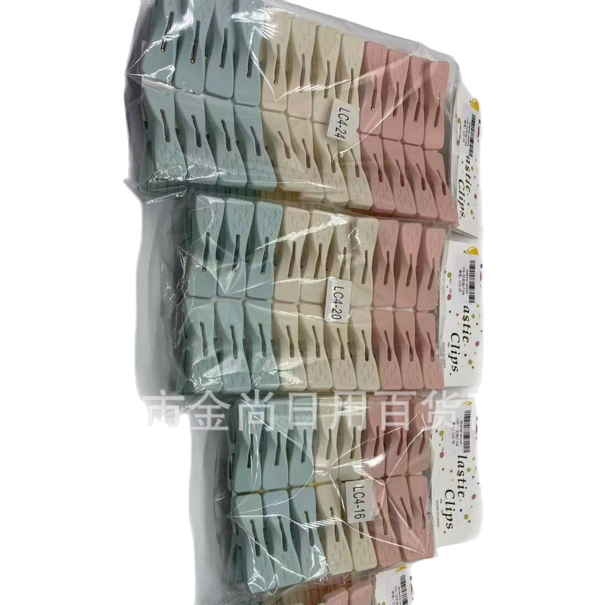 Wholesale plastic multiple clothes clips, multi-functional plastic windproof cotton quilt clips, quilt clips, clothes drying clips wholesale straight Item Picture