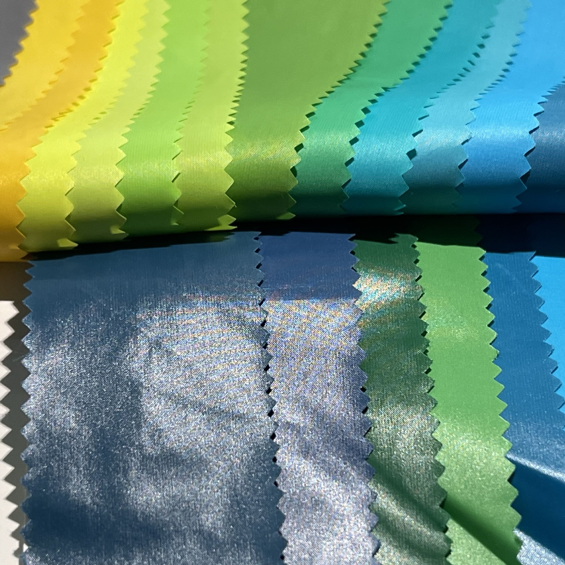 20D Nylon Cloth Bright Glue High Density Chemical Fiber Cloth Windbreaker Cloth Down Jacket Fabric Waterproof @ Bright Cloth Application Scenario