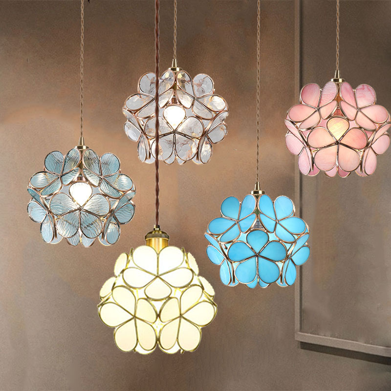 A small crystal single-head pendant lamp for the bedside in a Nordic bedroom, a postmodern minimalist dining bar counter, a popular light luxury all-copper pendant lamp Specification image