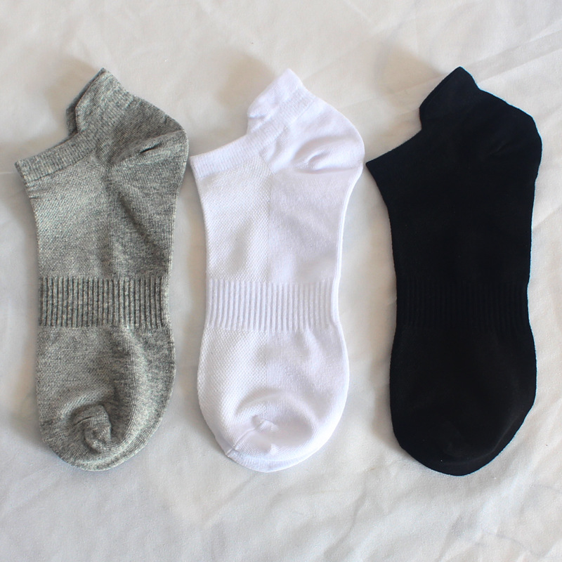 Men's Socks Plus Size Sports Socks Lift Ear Mesh Boat Socks Spot Wholesale Student Running Socks Solid Color Socks For Men Application Scenario