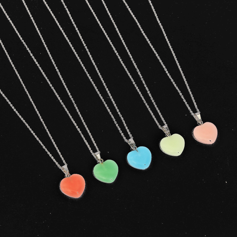 Ins Wind Glow-In-The-Dark Pendant Heart Bohemian Natural Stone Necklace European And American Style Retro Titanium Steel Chain Collar Female details Picture